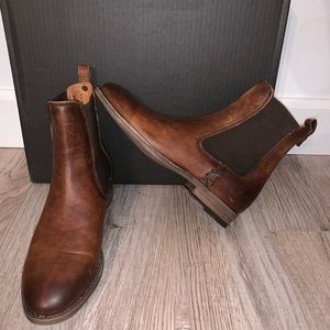 Frye women Melissa Chelsea ankle boot brown 5.5 m